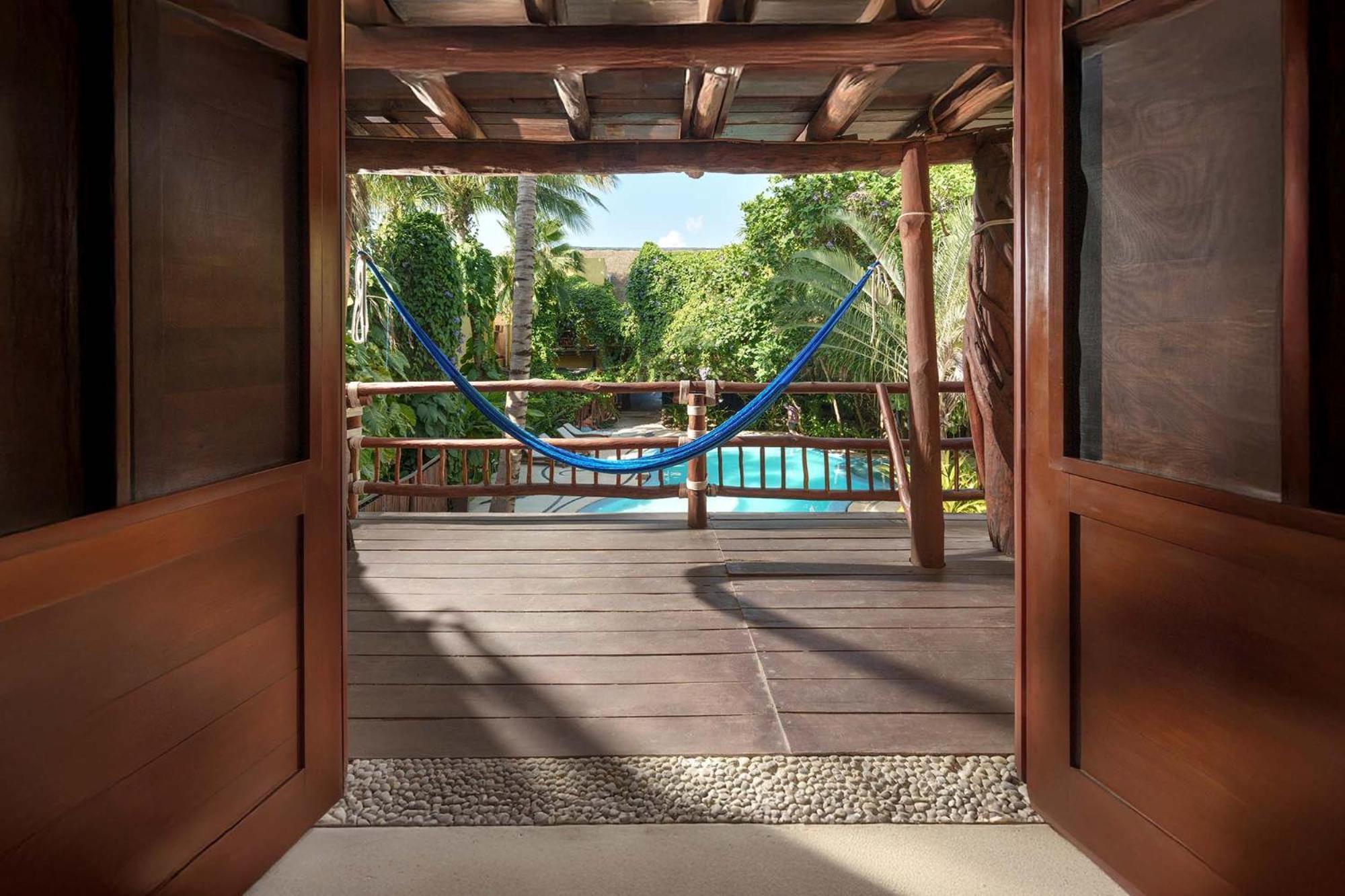 Exe El Pueblito Hotel
