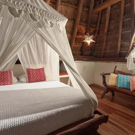 Exe El Pueblito Hotel Isla Holbox Exterior photo